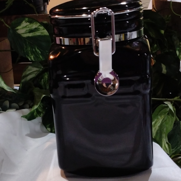 LONGABERGER EBONY COFFEE CANISTER - Picture 1 of 5